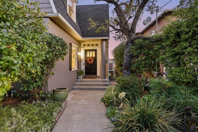 240 Wildwood Avenue, Piedmont, CA 94610