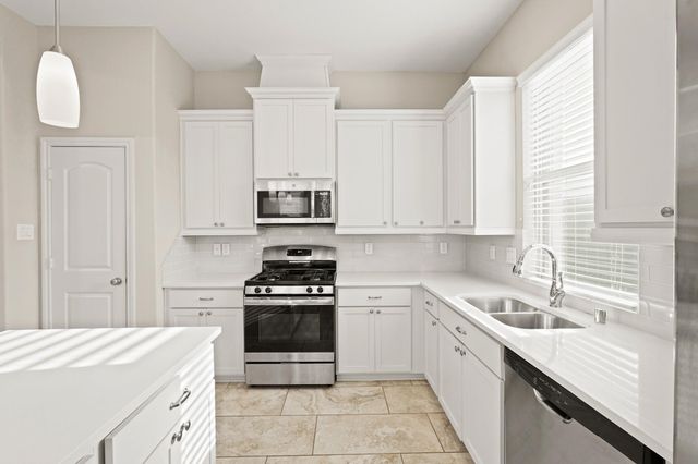 5538 Purple Meadow Lane, Fulshear, TX 77441