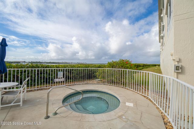 190 Pinellas Lane 207a, Cocoa Beach, FL 32931