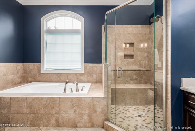 2105 Bloomsbury Road, Greenville, NC 27858