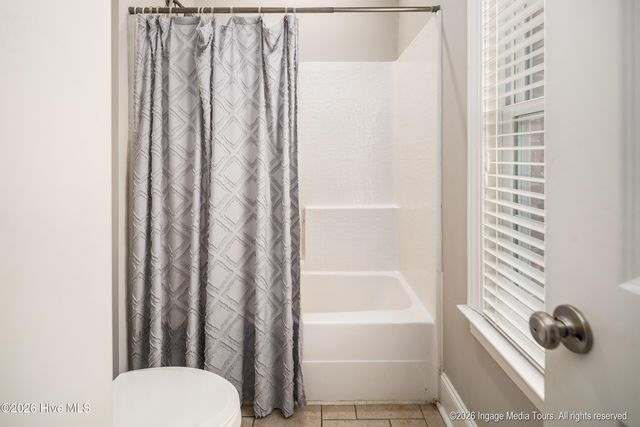 2105 Bloomsbury Road, Greenville, NC 27858