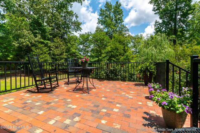 2105 Bloomsbury Road, Greenville, NC 27858