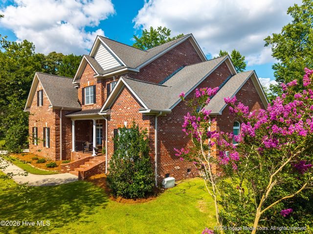 2105 Bloomsbury Road, Greenville, NC 27858