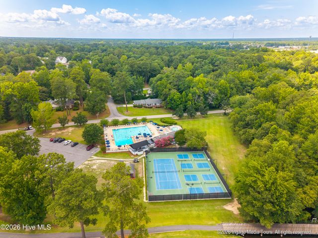 2105 Bloomsbury Road, Greenville, NC 27858