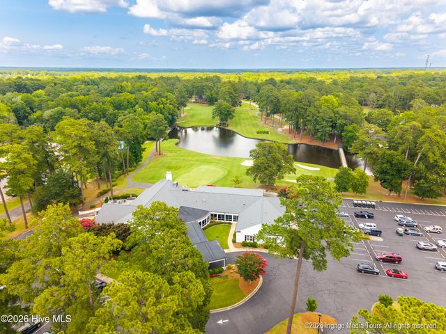 2105 Bloomsbury Road, Greenville, NC 27858