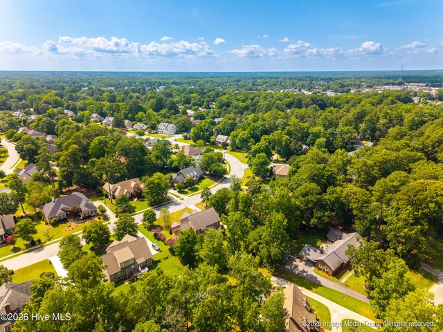 2105 Bloomsbury Road, Greenville, NC 27858