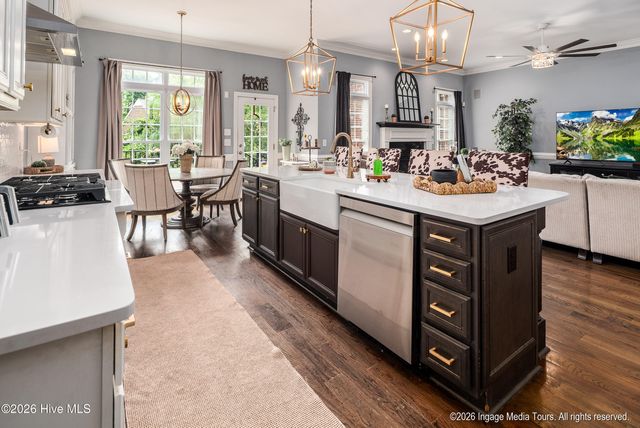 2105 Bloomsbury Road, Greenville, NC 27858