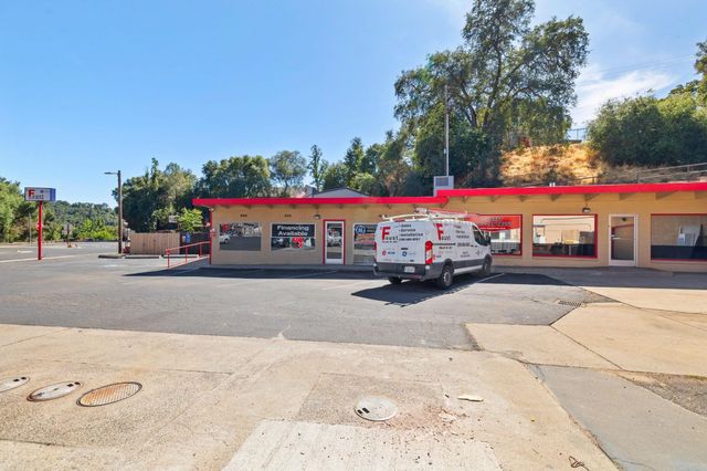 358 W Stockton, Sonora, CA 95370