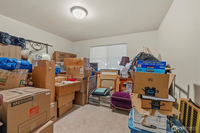 2021 Doe Dr, Oak Harbor, WA 98277