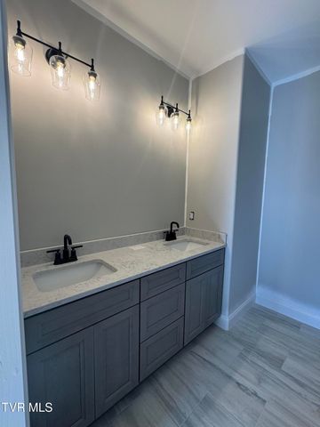 240 Ruby Rose Ridge, Jonesborough, TN 37659