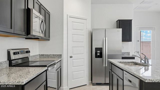 2108 W Starkey Avenue, Apache Junction, AZ 85120