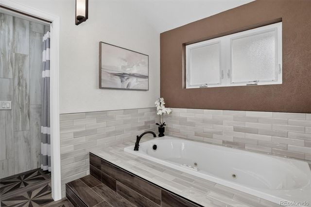 8226 S Dover Street, Littleton, CO 80128