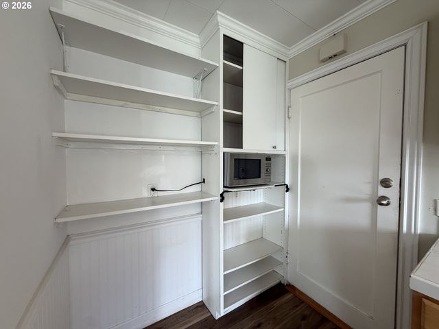 265 S HAZEL St, Brookings, OR 97415