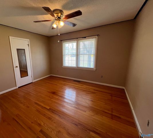 1702 Pine Street, Athens, AL 35611