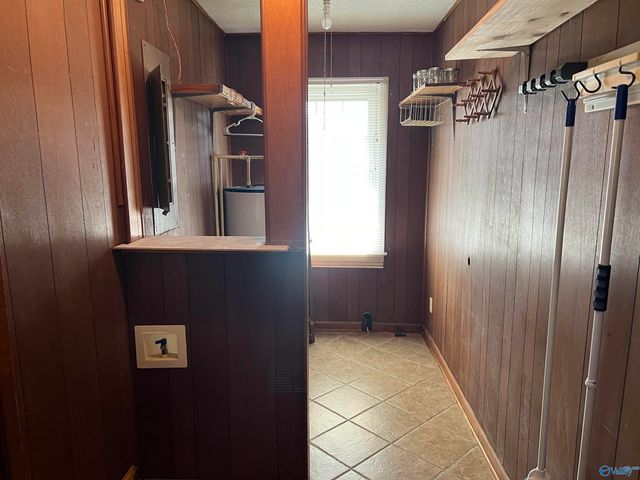 1702 Pine Street, Athens, AL 35611