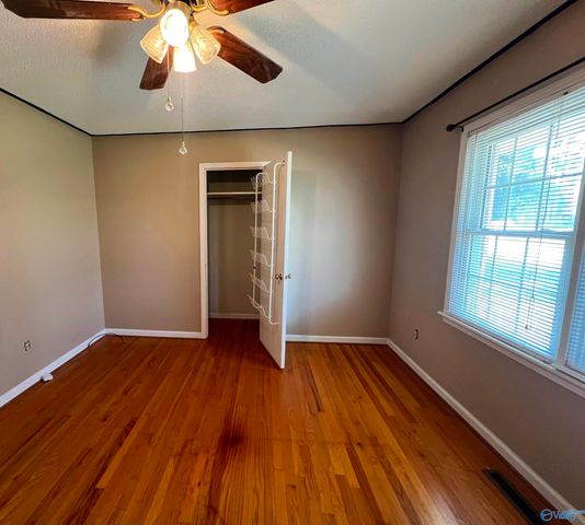 1702 Pine Street, Athens, AL 35611