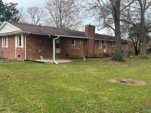 1702 Pine Street, Athens, AL 35611