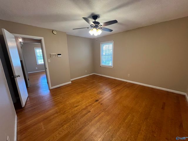 1702 Pine Street, Athens, AL 35611