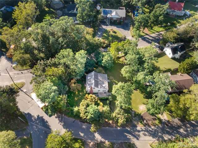 4 Acacia Road, Rocky Point, NY 11778