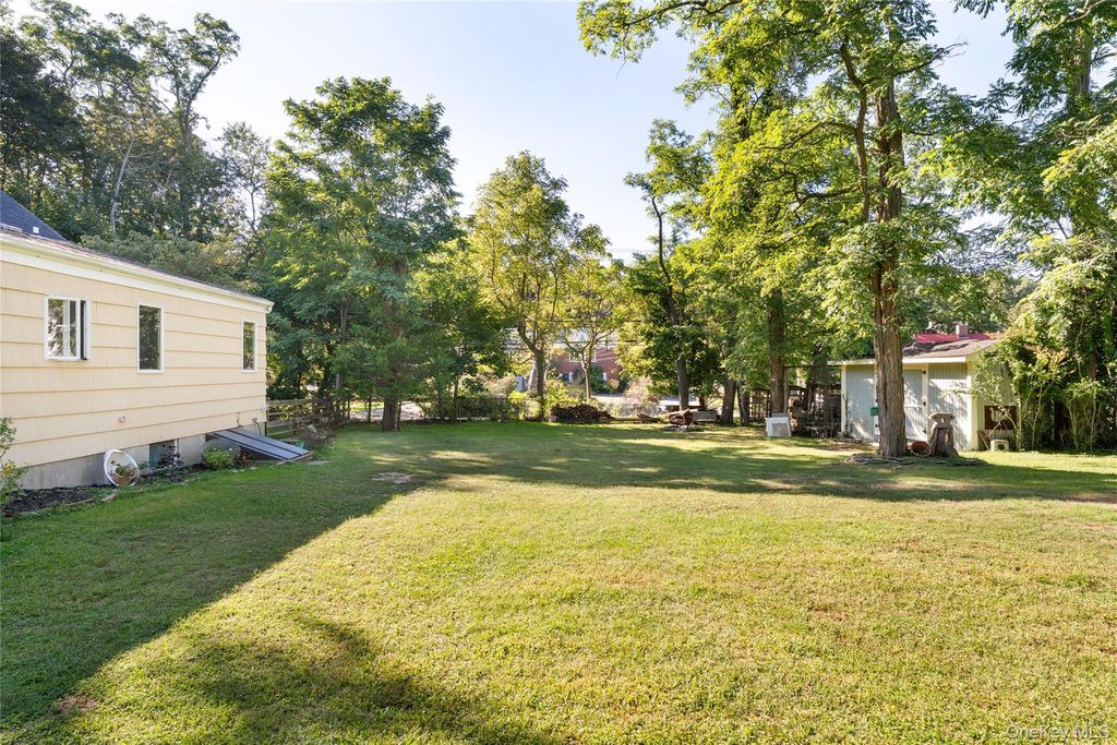 4 Acacia Road, Rocky Point, NY 11778 — photo 4