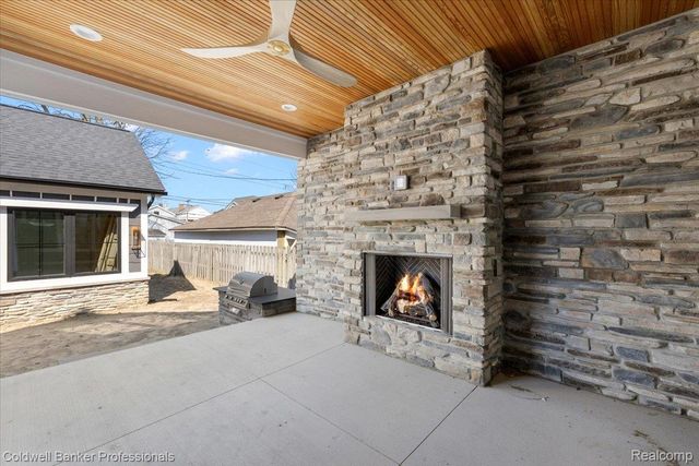 935 Simpson Street, Plymouth, MI 48170