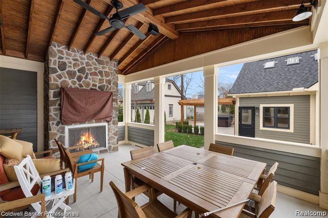 935 Simpson Street, Plymouth, MI 48170