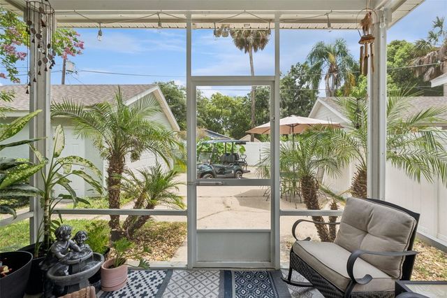 1411 S PALMETTO AVENUE, Sanford, FL 32771