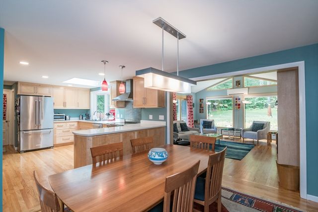 669 Westhampton Rd, Northampton, MA 01062