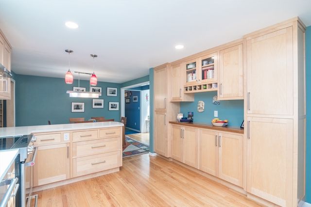 669 Westhampton Rd, Northampton, MA 01062