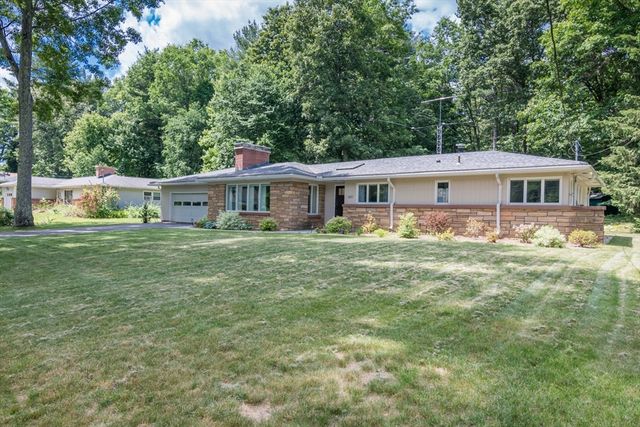 669 Westhampton Rd, Northampton, MA 01062