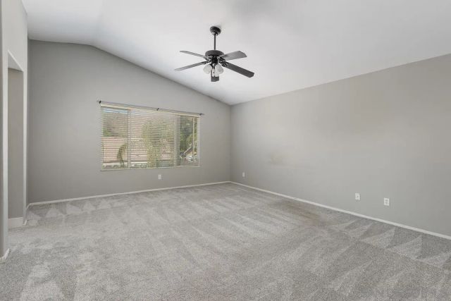 1427 Alabaster, Hemet, CA 92545