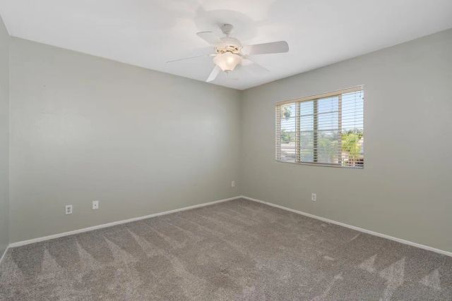 1427 Alabaster, Hemet, CA 92545