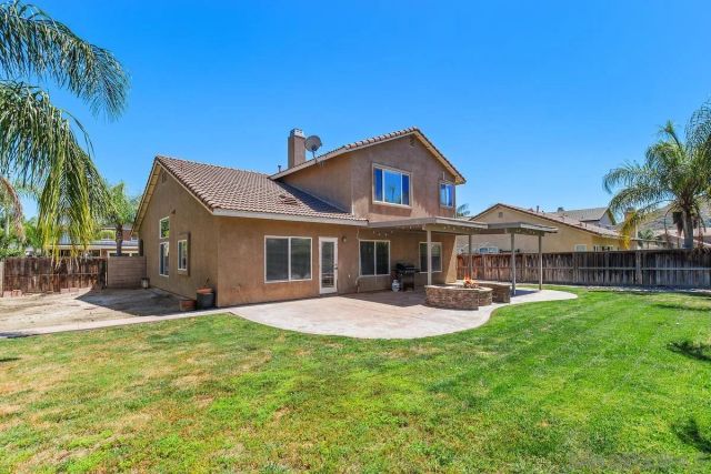 1427 Alabaster, Hemet, CA 92545