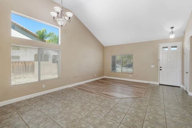 1427 Alabaster, Hemet, CA 92545