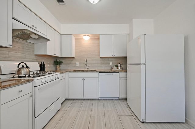 5904 Garden Oaks DR, Austin, TX 78745