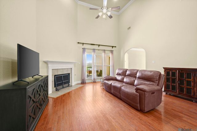 37257 Audubon Park Ave, Geismar, LA 70734