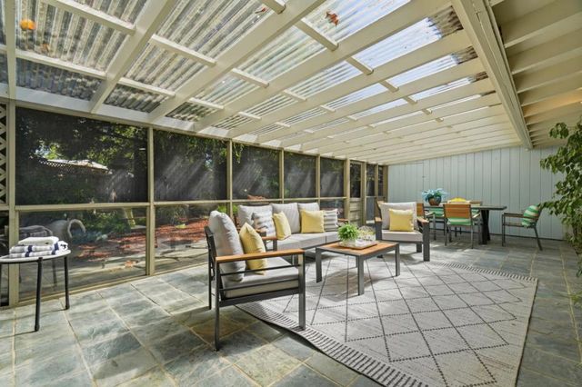 887 Loma Verde Avenue, Palo Alto, CA 94303