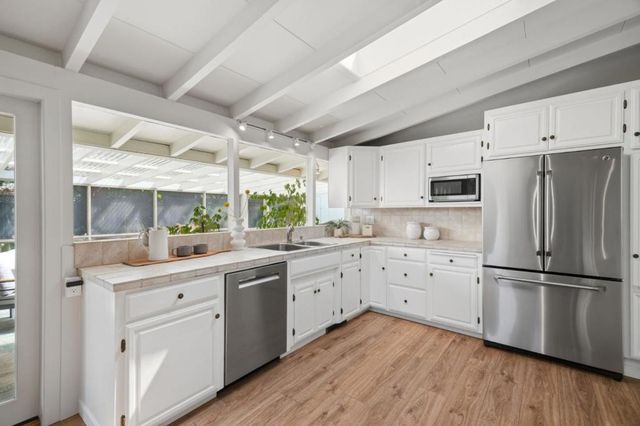 887 Loma Verde Avenue, Palo Alto, CA 94303