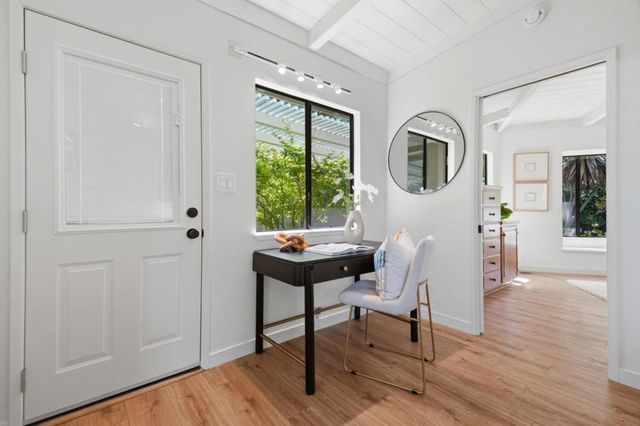 887 Loma Verde Avenue, Palo Alto, CA 94303