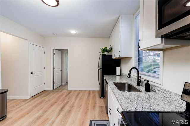 5835 Victoria Avenue, St Louis, MO 63110