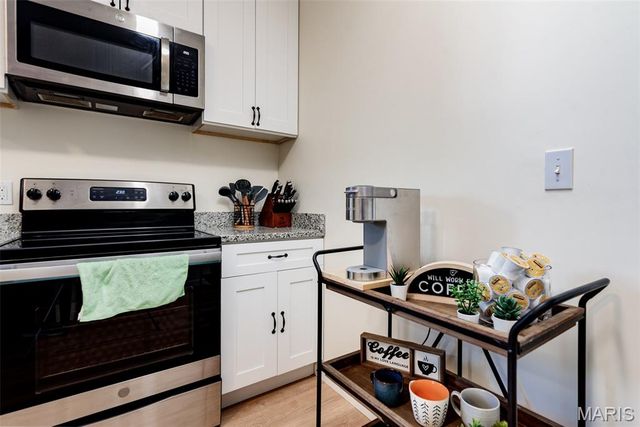 5835 Victoria Avenue, St Louis, MO 63110