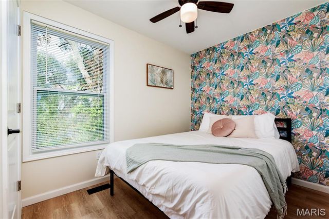 5835 Victoria Avenue, St Louis, MO 63110