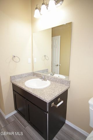 8685 N Loop Drive A2, El Paso, TX 79907