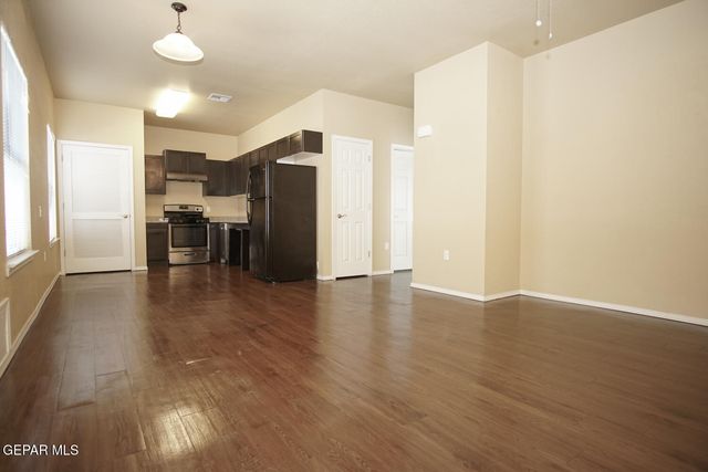 8685 N Loop Drive A2, El Paso, TX 79907