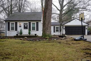 14576 Bainbridge Street, Livonia, MI 48154