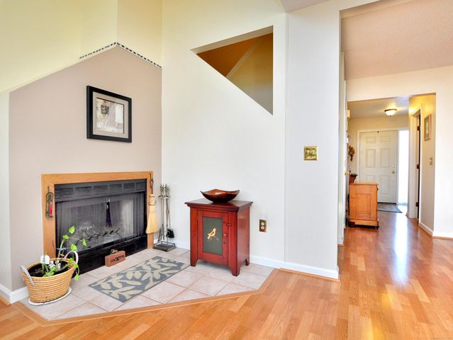 81 Silo Way 81, Bloomfield, CT 06002