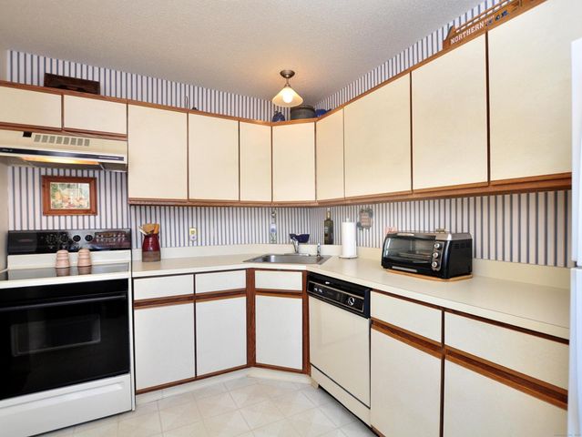 81 Silo Way 81, Bloomfield, CT 06002