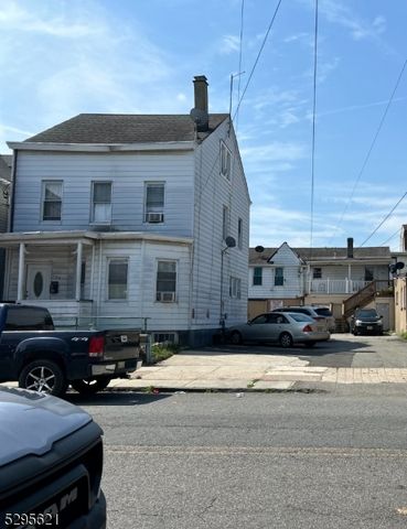 100 3Rd Ave 6, Paterson City, NJ 07514