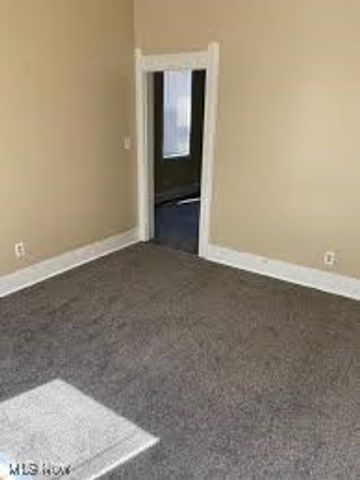 1011 E 63rd Street, Cleveland, OH 44103