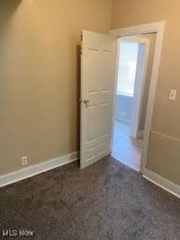 1011 E 63rd Street, Cleveland, OH 44103